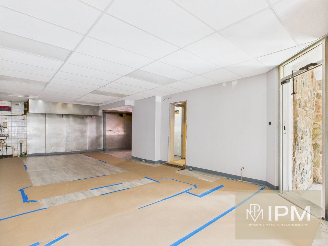 1001 W Princess St - Photo 2 of 7