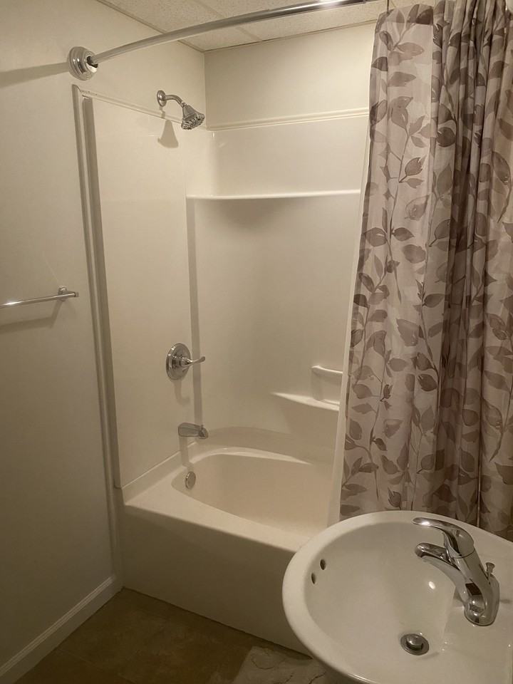 13 1/2 West 4th Street - Photo 4 of 5