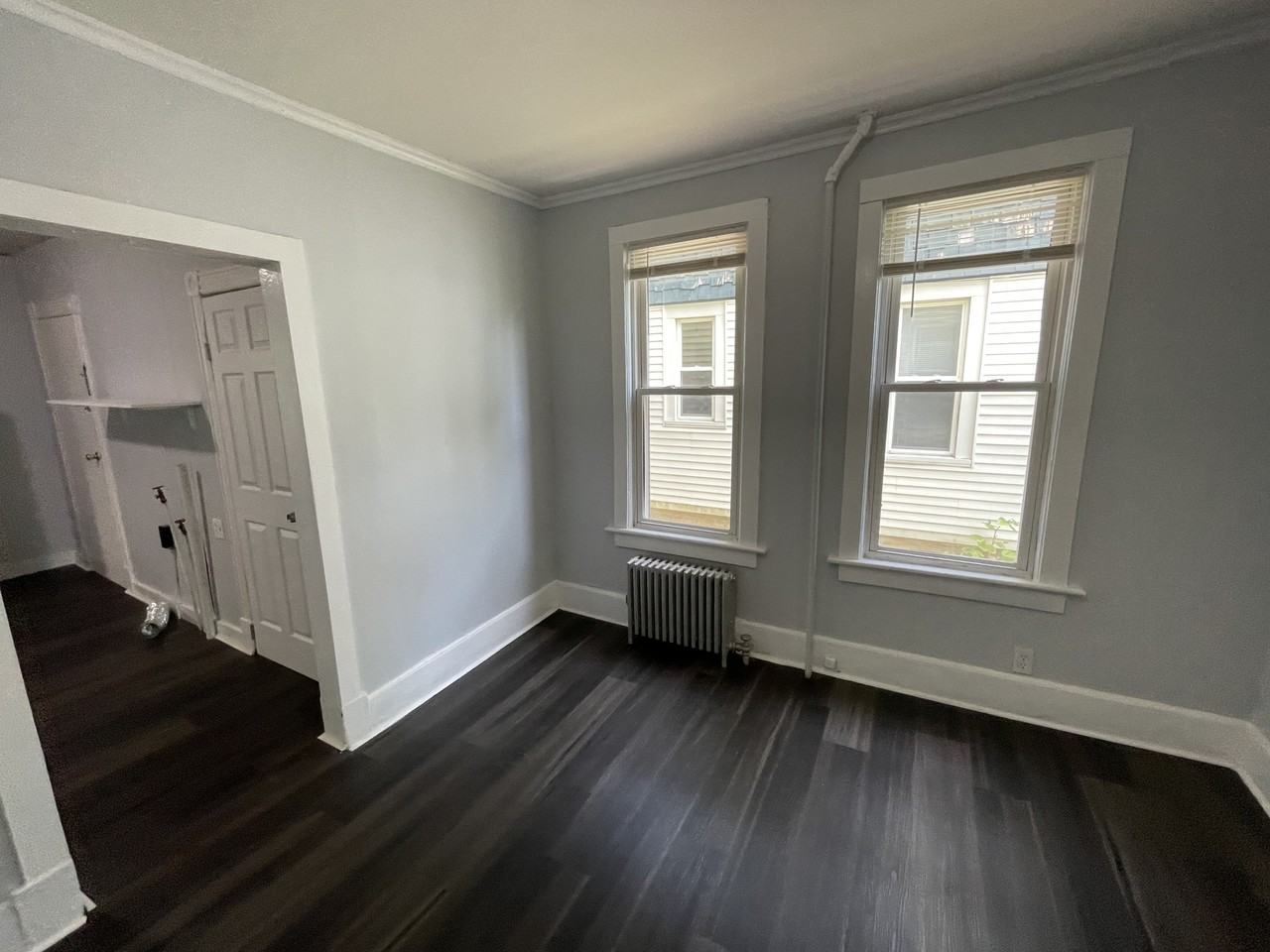 28 Weller Avenue - Photo 3 of 10