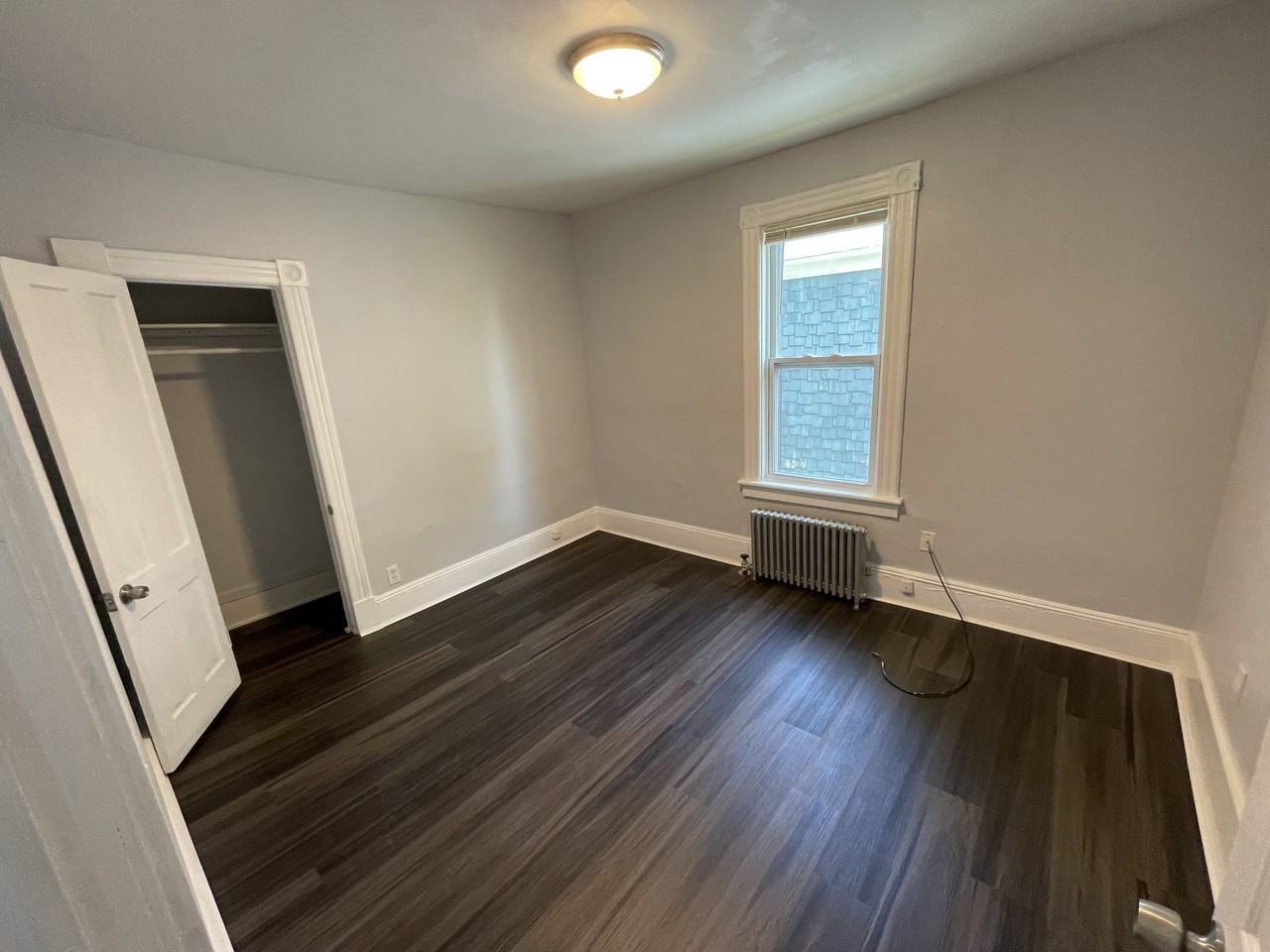 28 Weller Avenue - Photo 6 of 10