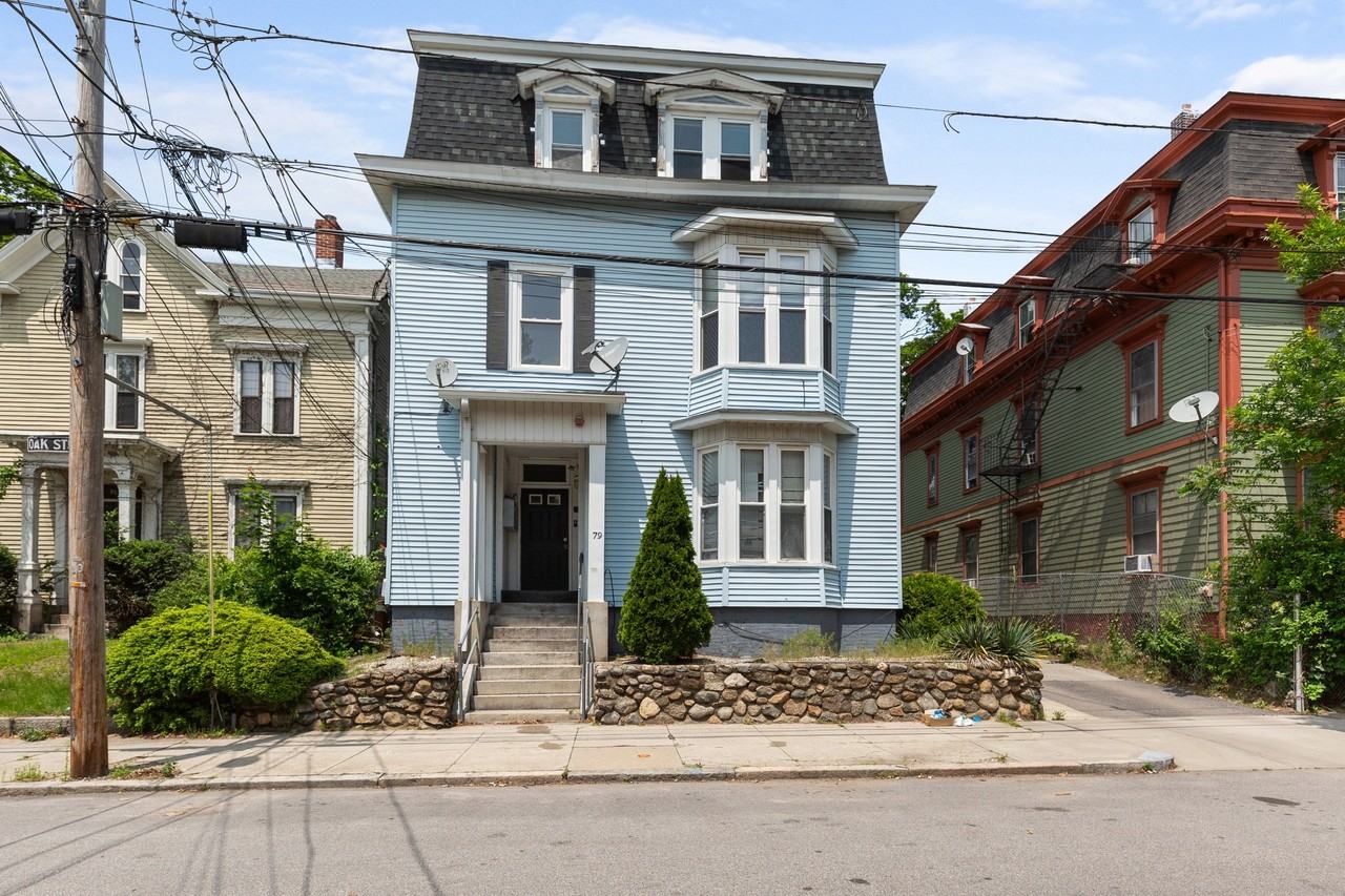 79 Oak Street - Photo 6 of 20