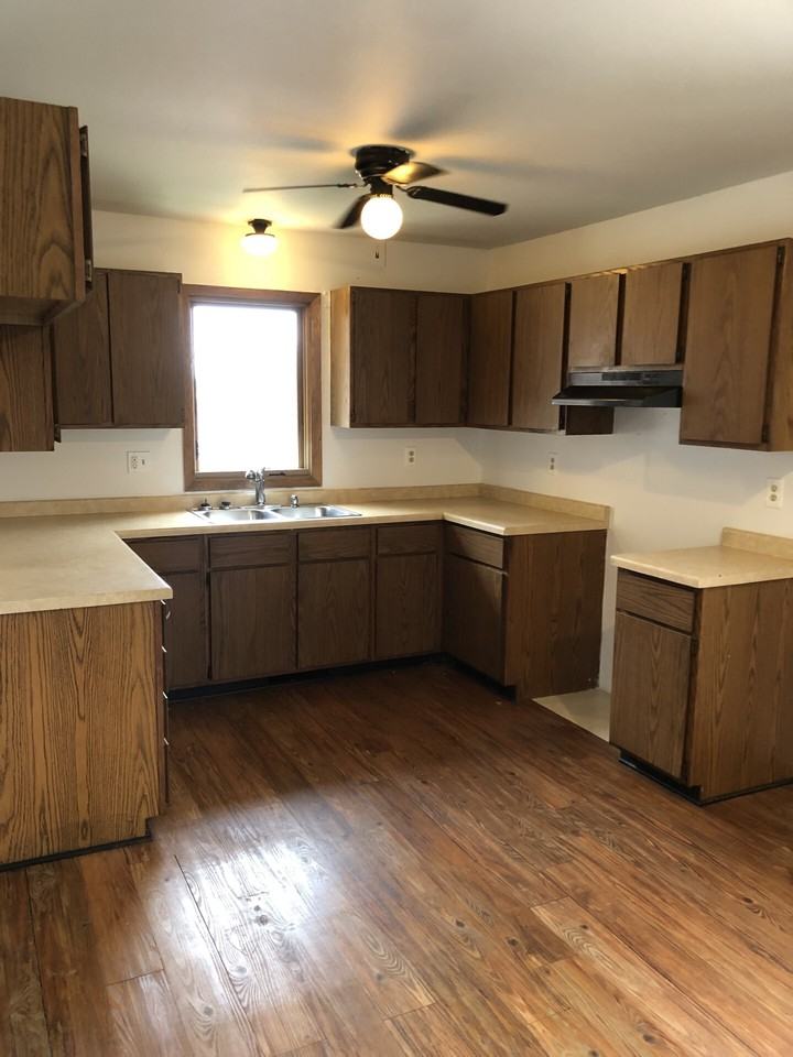 1221 E Wausau Ave - Photo 2 of 12