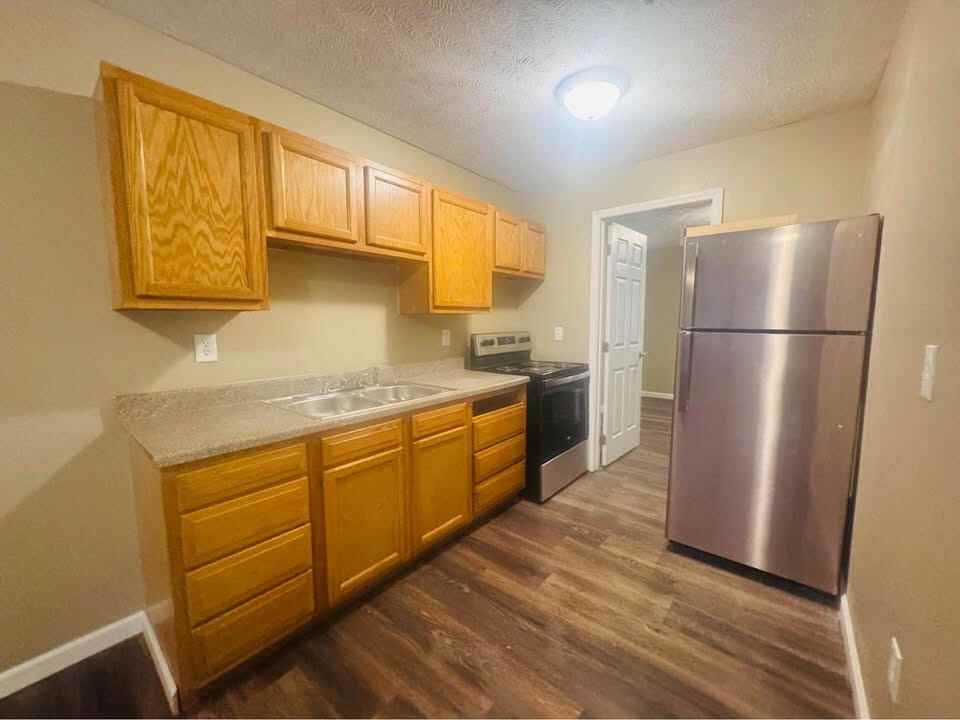 75 Brookhaven Road - Photo 3 of 8