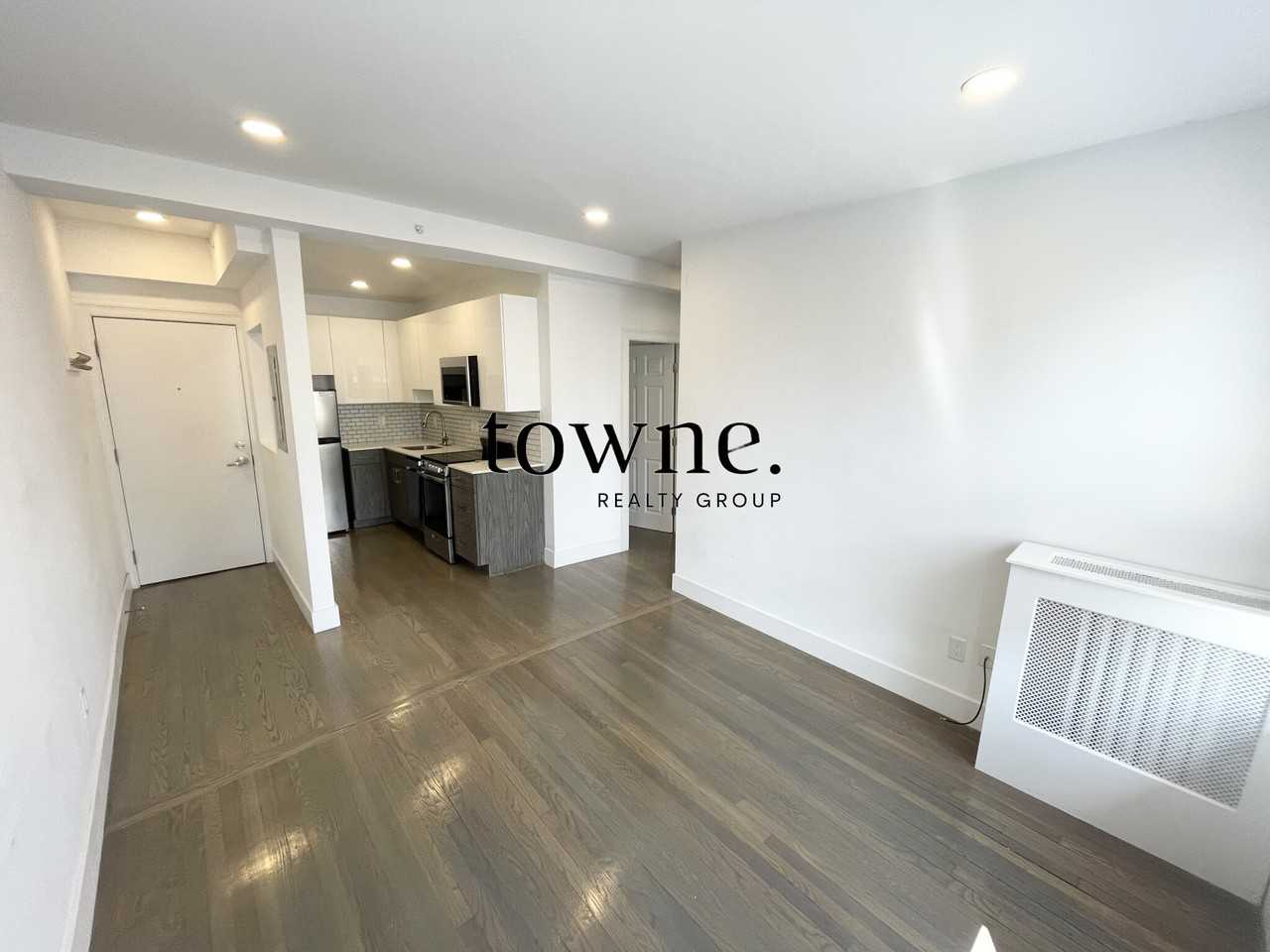 Peterborough St #20 - Photo 2 of 11