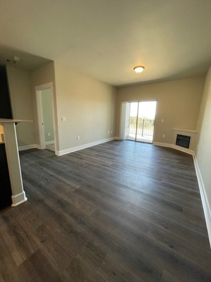 The Heights at Yarrow - Photo 5 of 17