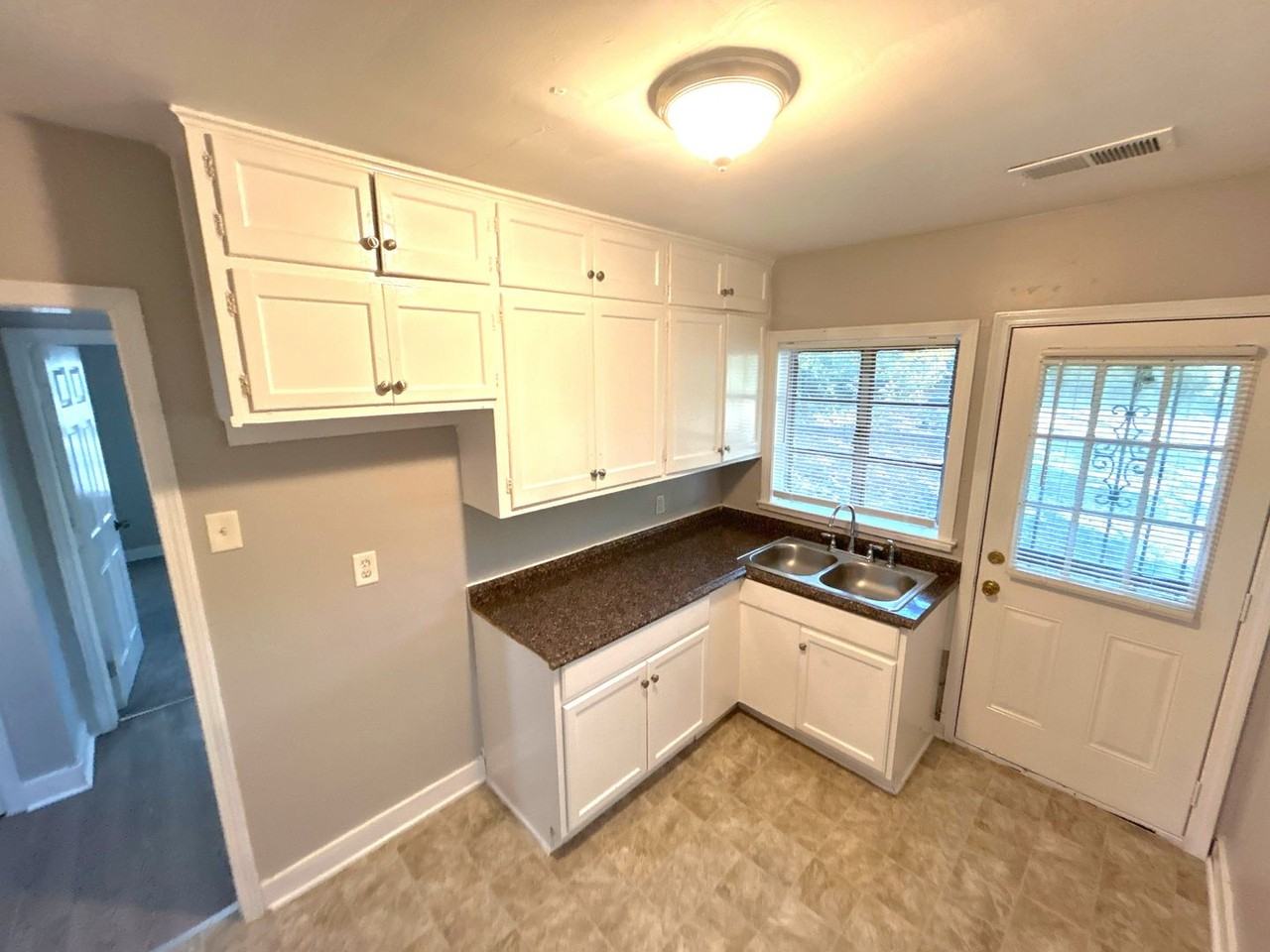 3113 Ruby Lane - Photo 2 of 11