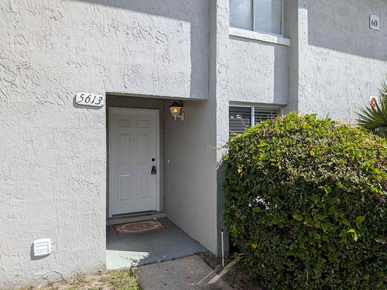 5613 Blue Shadows Ct - Photo 3 of 26