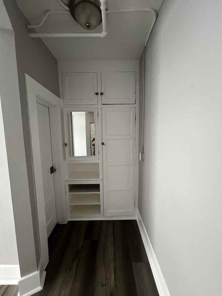 Hubbard Arms/ 1355 Hope (Action Apts) - Photo 7 of 14