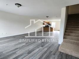 featured image of 2 Townsend Ln