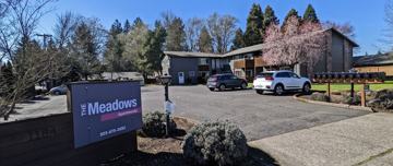 featured image of 1184 Northeast Turner Drive