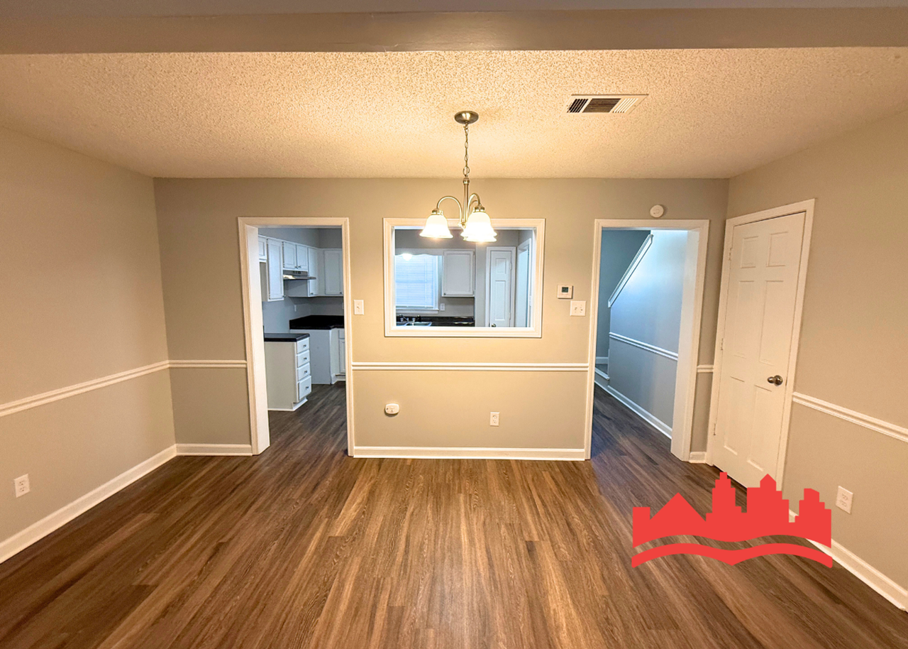 5555 Blossom Ln - Photo 5 of 13