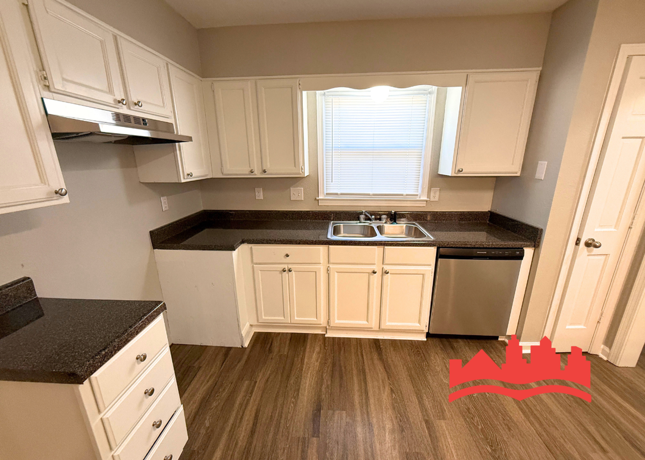 5555 Blossom Ln - Photo 6 of 13