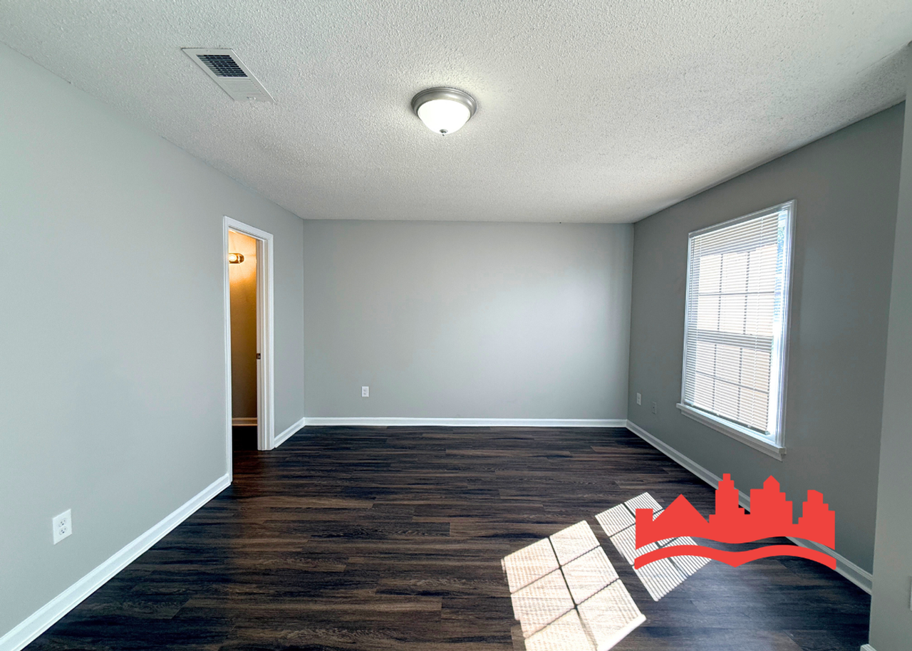 5584 Blossom Ln - Photo 7 of 13