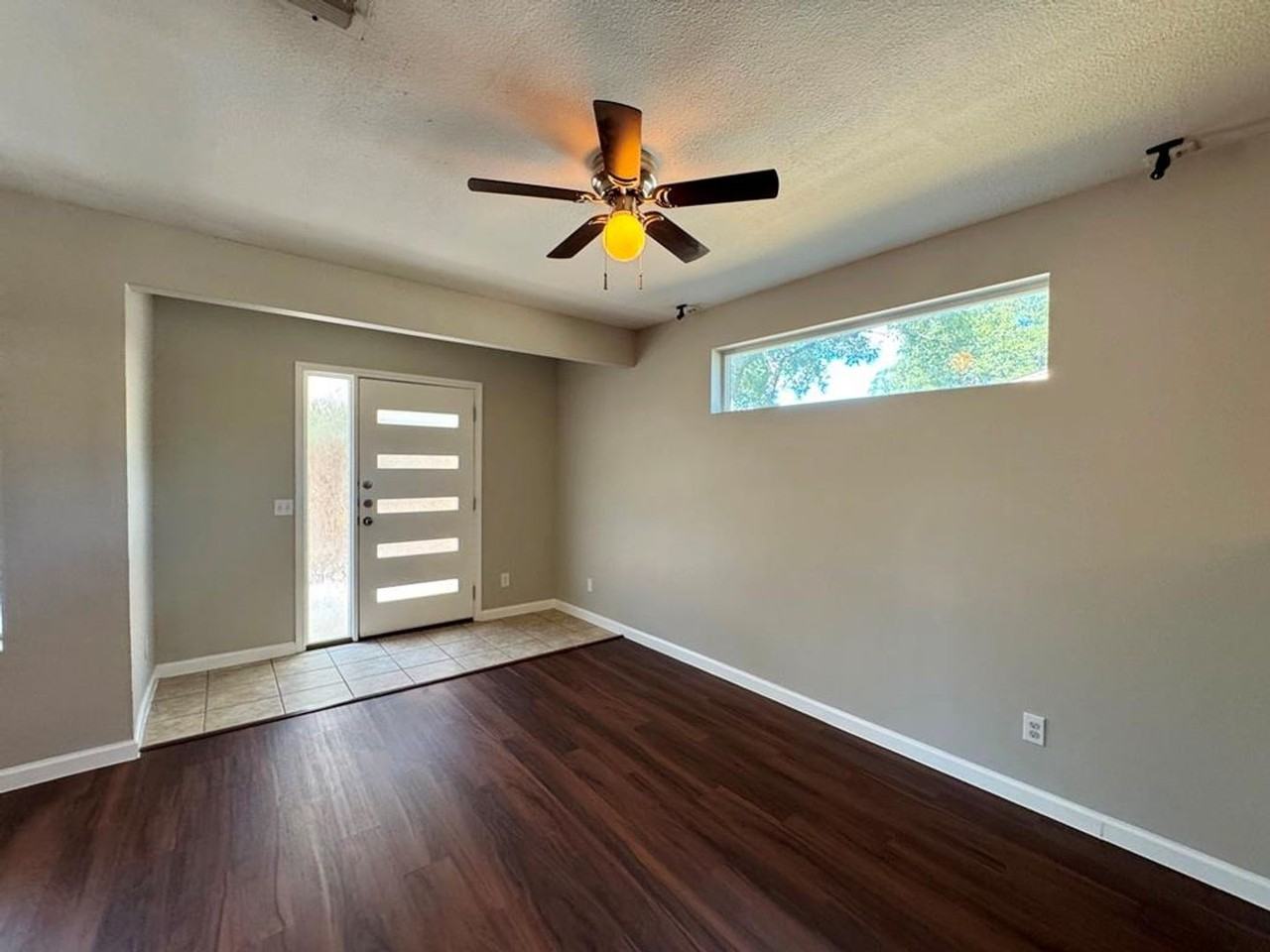 3003 Burning Oak Dr - Photo 3 of 44