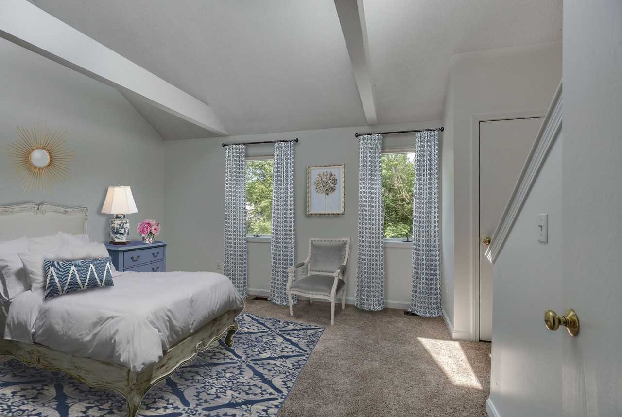 48 Pleasant Street - Photo 4 of 4