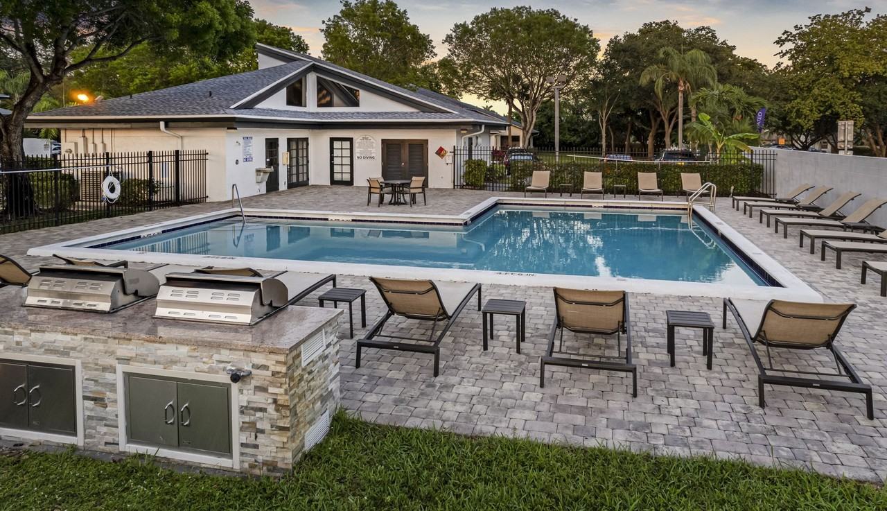 Circle Sunrise - Photo 2 of 50