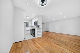 918 7th St - Photo 1 of 1