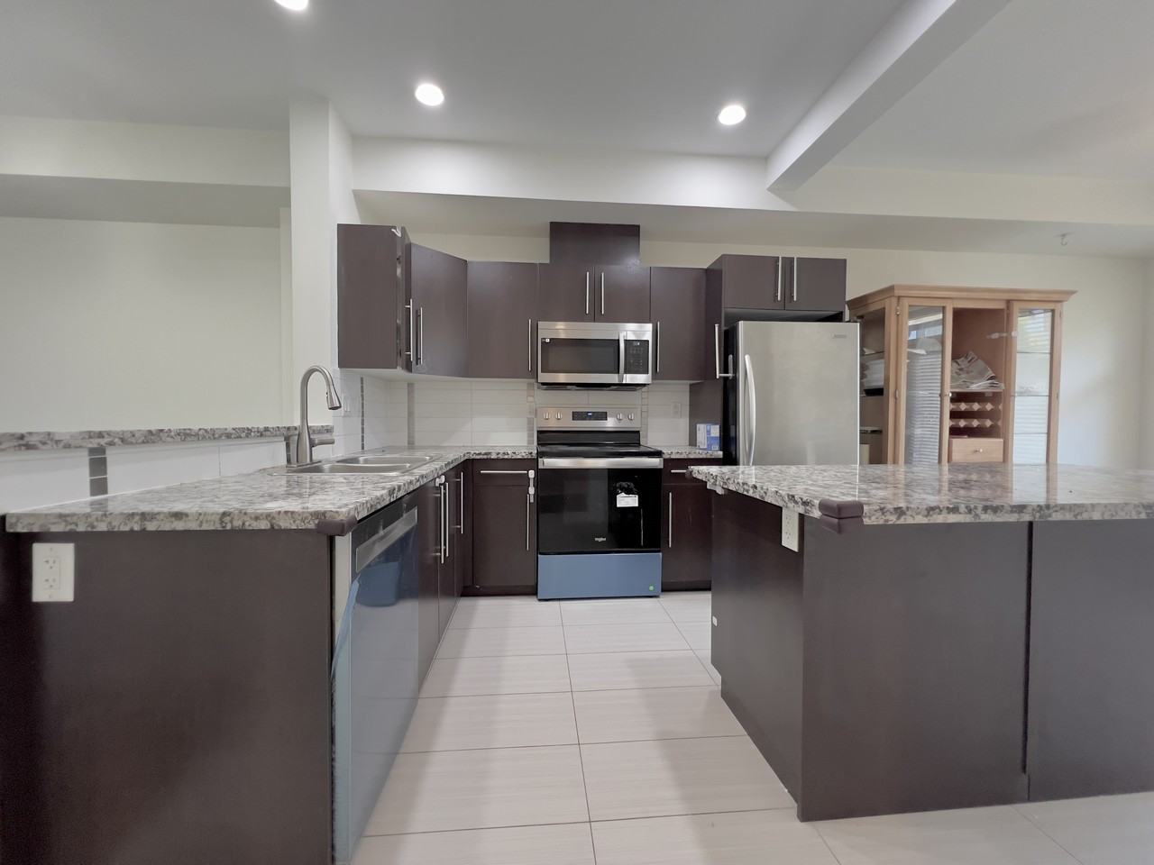 18199 70 Avenue #30 - Photo 2 of 31