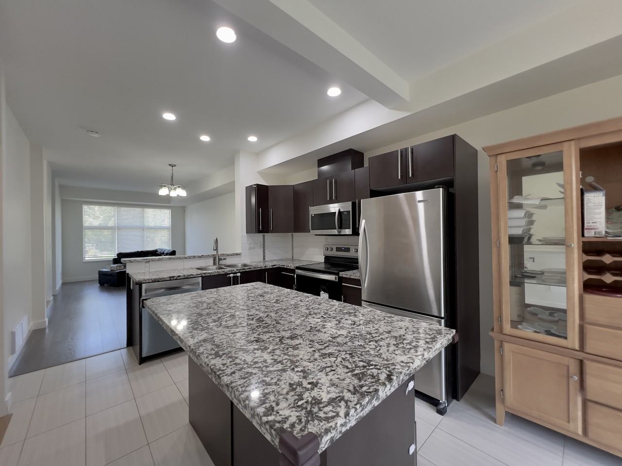 18199 70 Avenue #30 - Photo 3 of 31