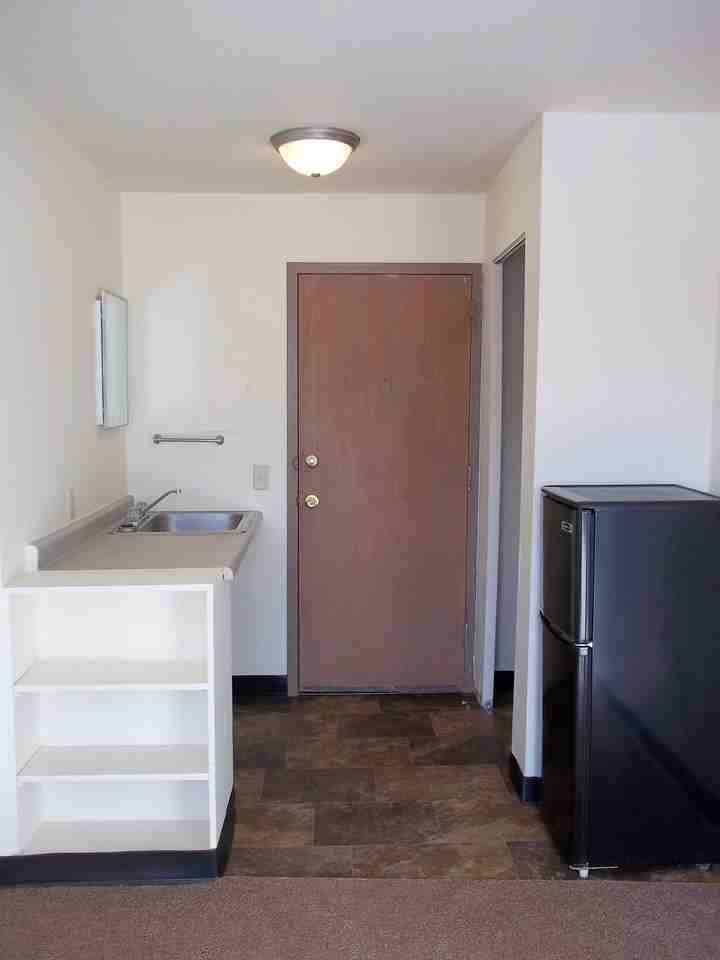 45 N Orchard St - Photo 3 of 8