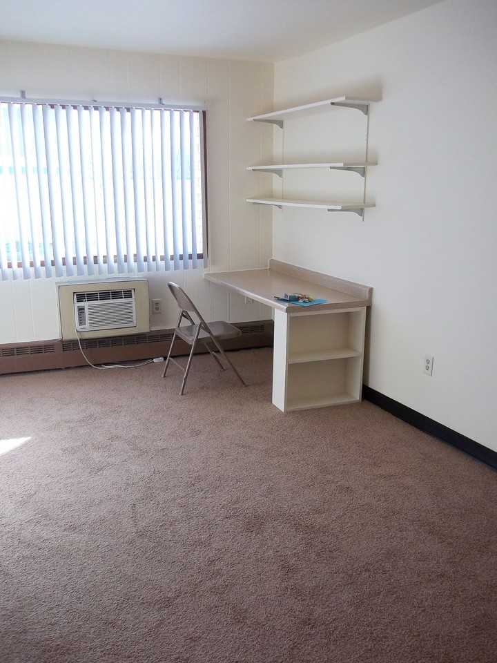 45 N Orchard St - Photo 4 of 8