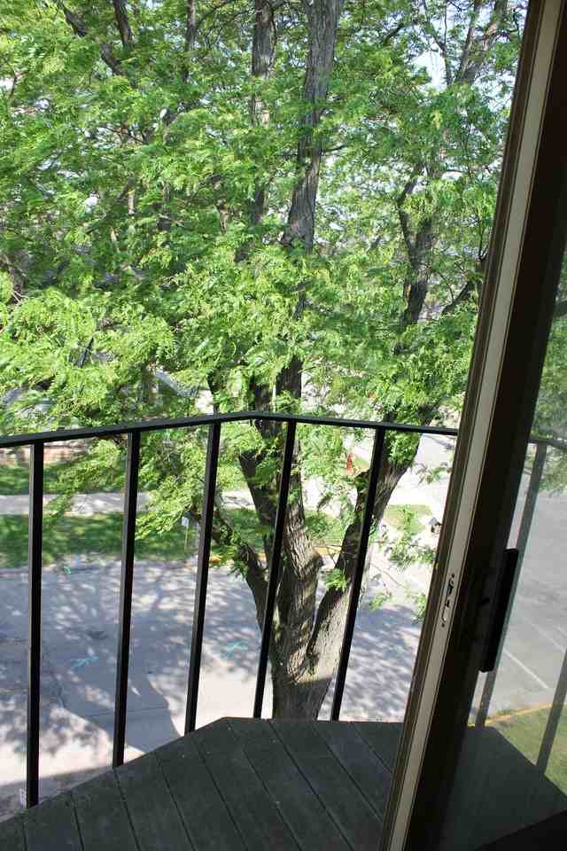 102 N Orchard St - Photo 7 of 7