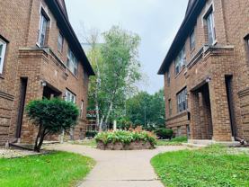 107 N Randall Ave - Photo 1 of 1