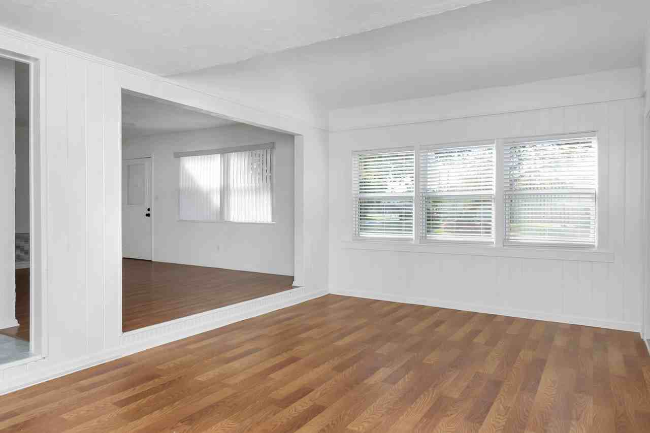 5201 1st Ave N - Photo 6 of 50