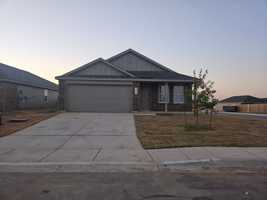 featured image of 3449 Sky Pl