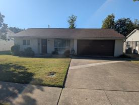 437 Lexington Ln - Photo 1 of 1