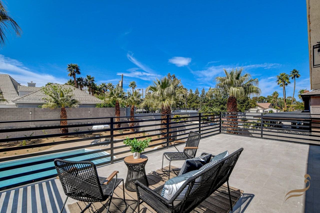 2685 S Tenaya Way - Photo 3 of 50