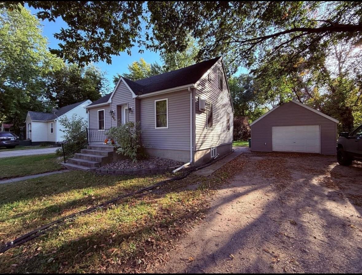 605 Peltier St #NA - Photo 2 of 15