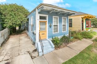 1477 N Prieur St #NA - Photo 1 of 1