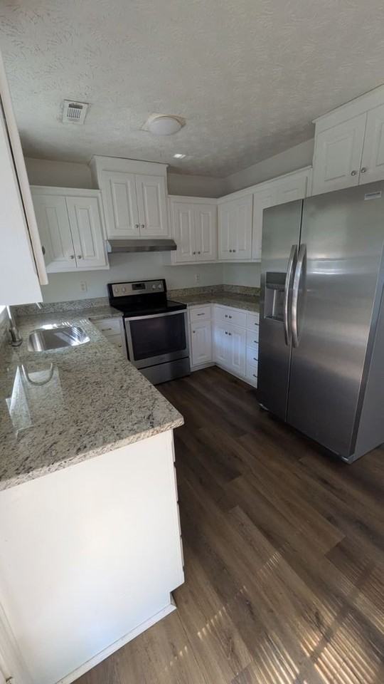 6613 Stark Ct - Photo 4 of 13