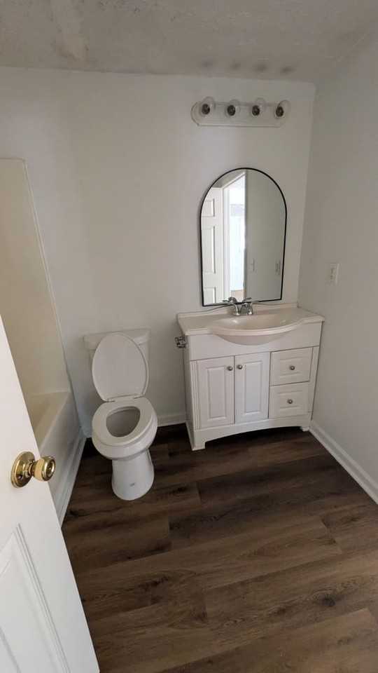 6613 Stark Ct - Photo 6 of 13