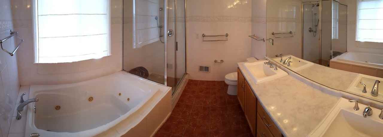 5825 Phillips Ave - Photo 5 of 22