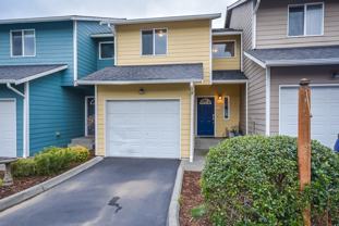 563 Ne Kettle St #D3 - Photo 1 of 1