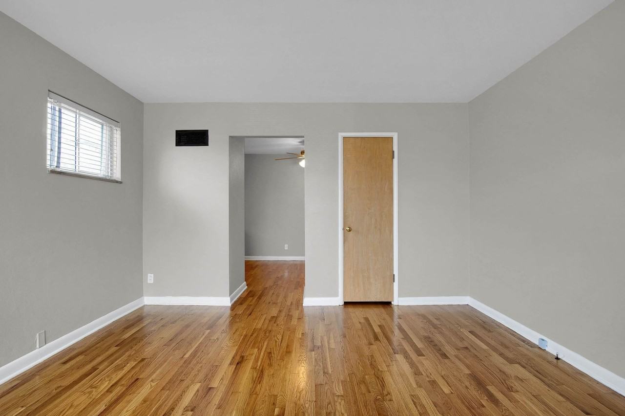 5004 Fyler Ave - Photo 4 of 14