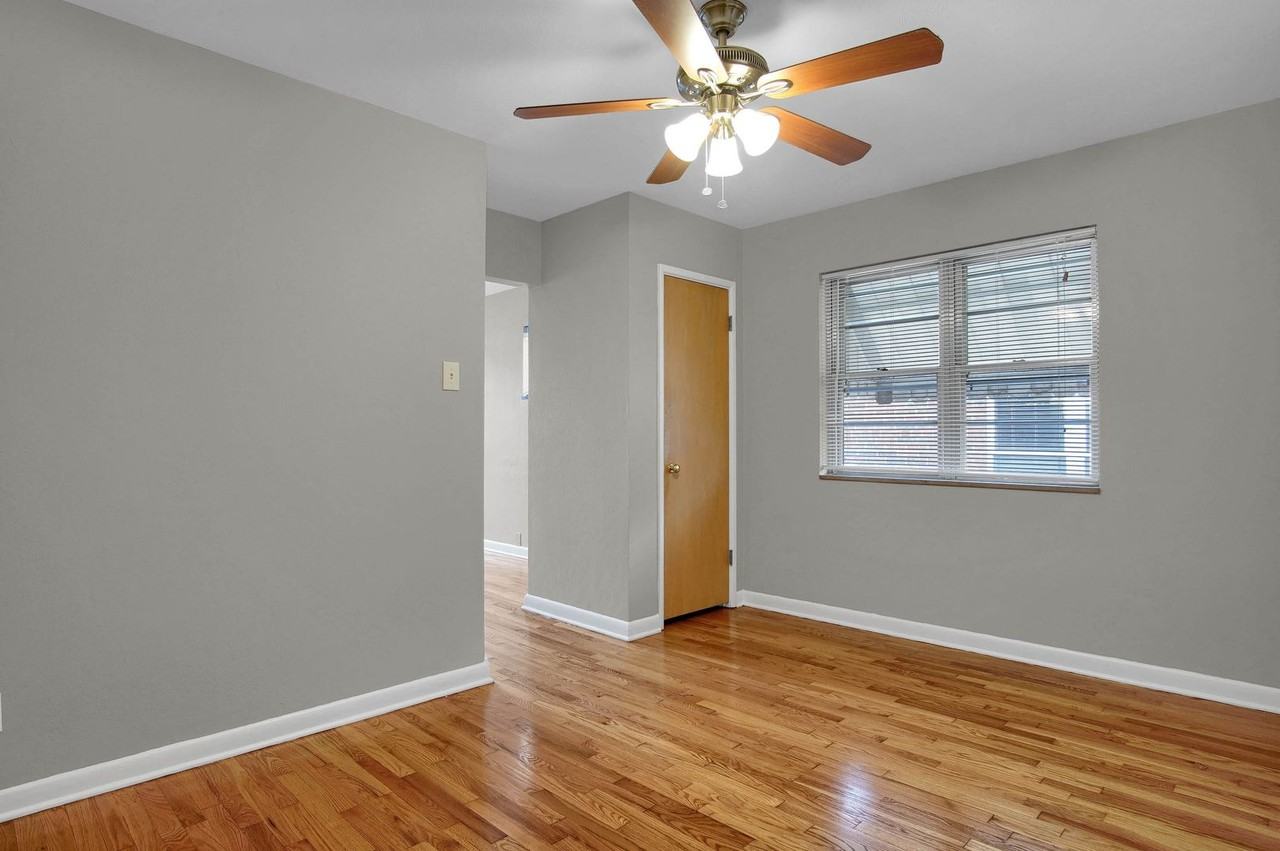5004 Fyler Ave - Photo 5 of 14