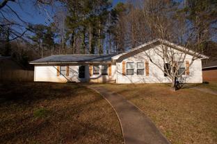 250 Laurie Dr - Photo 1 of 1