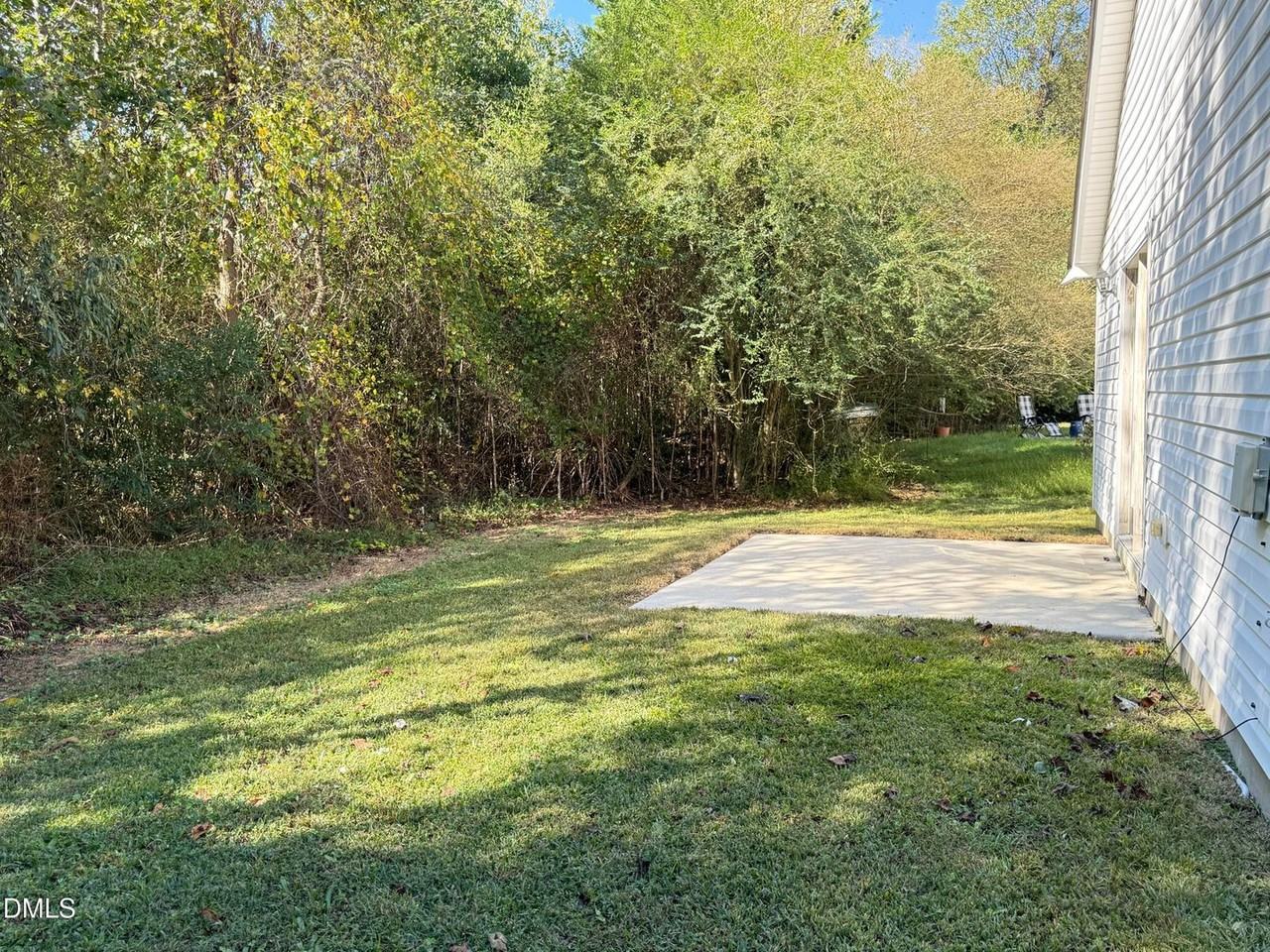 4832 Silverdene St - Photo 3 of 15