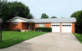 1206 Park Center St - Photo 1 of 1