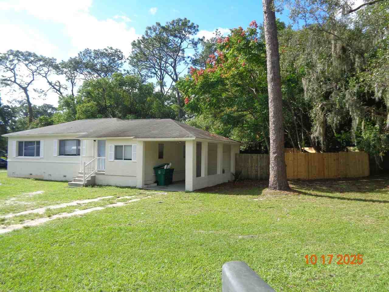 506 E Pennsylvania Ave - Photo 4 of 29