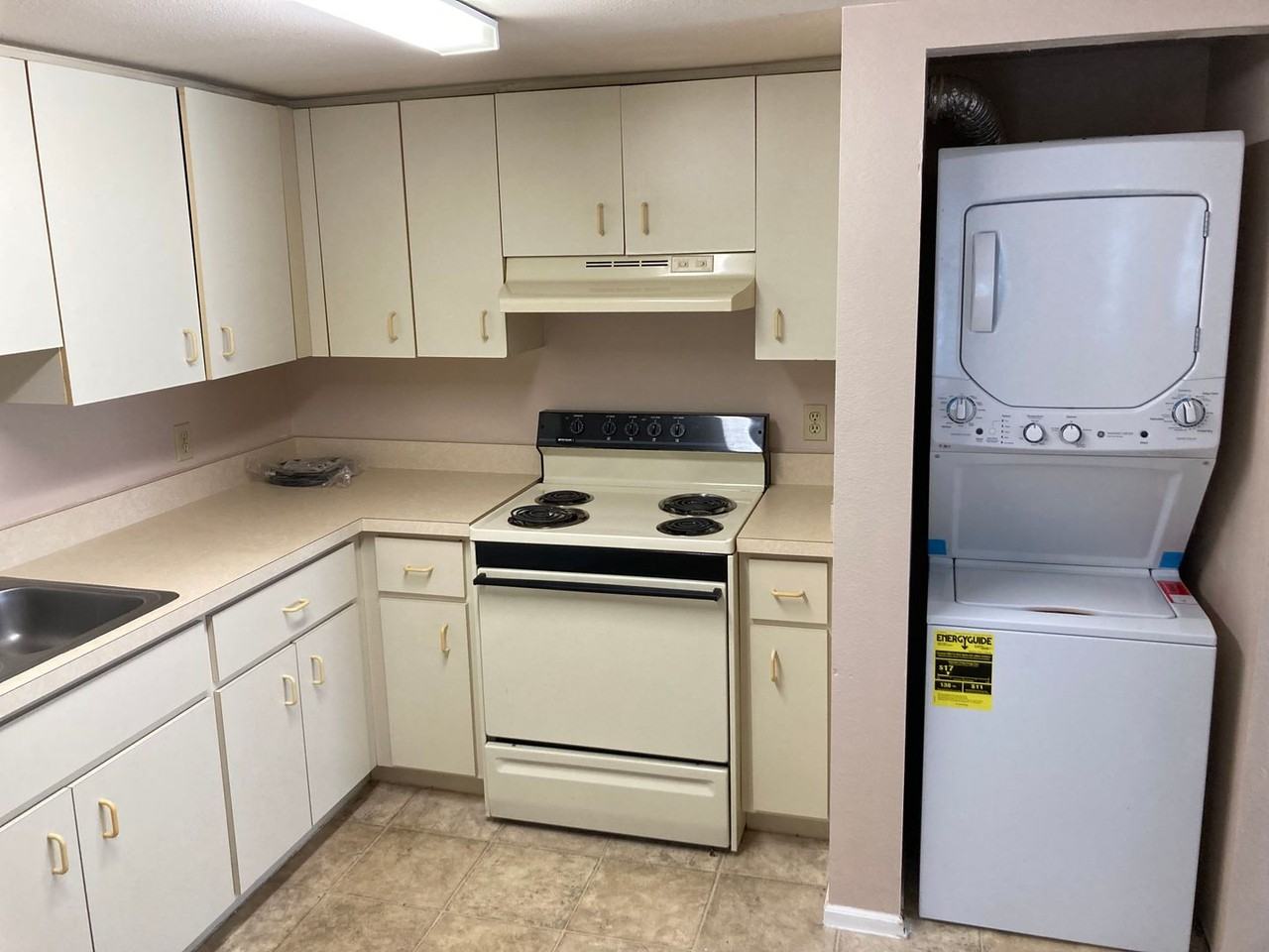 8229 Fairways Cir #104 - Photo 6 of 14