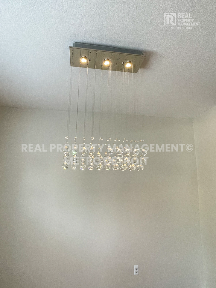 17699 Windflower Dr - Photo 6 of 23