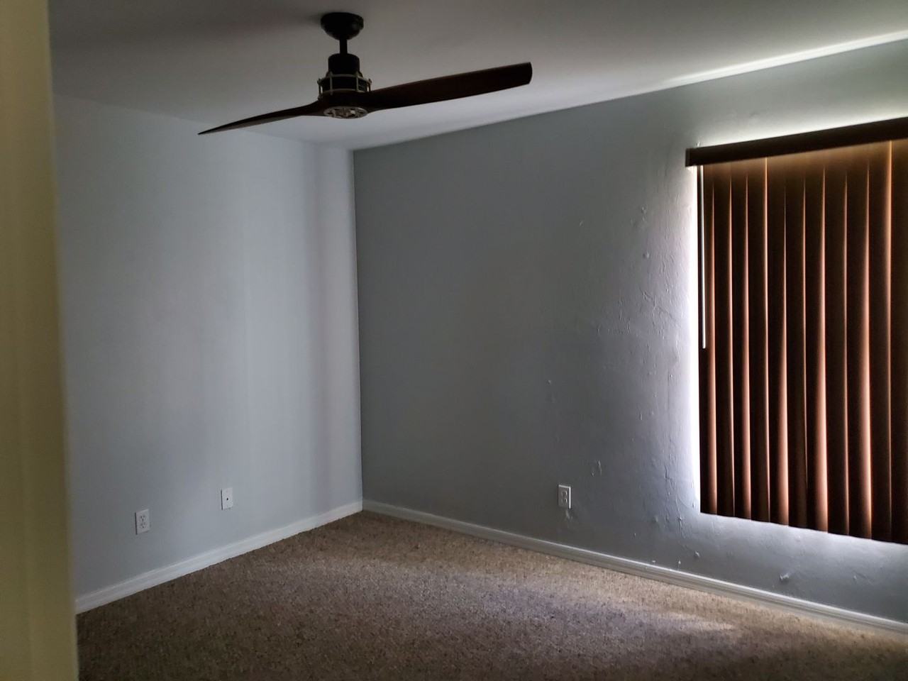 4275 Woodside Ave - Photo 5 of 5