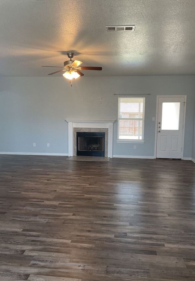 4504 The Searchers Dr - Photo 5 of 24