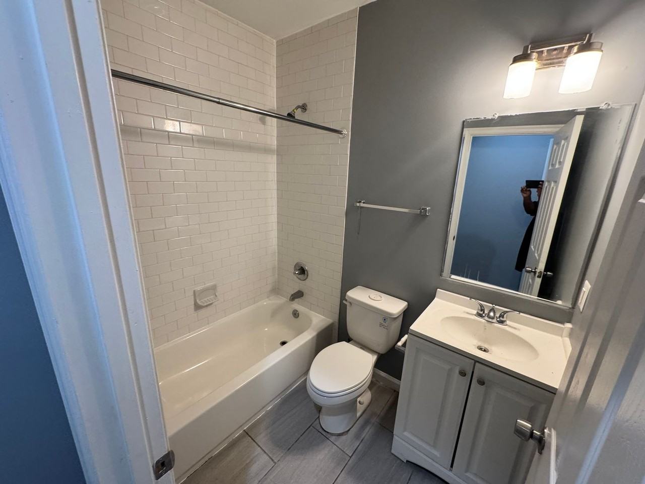 1712 R St Se #1 - Photo 2 of 10