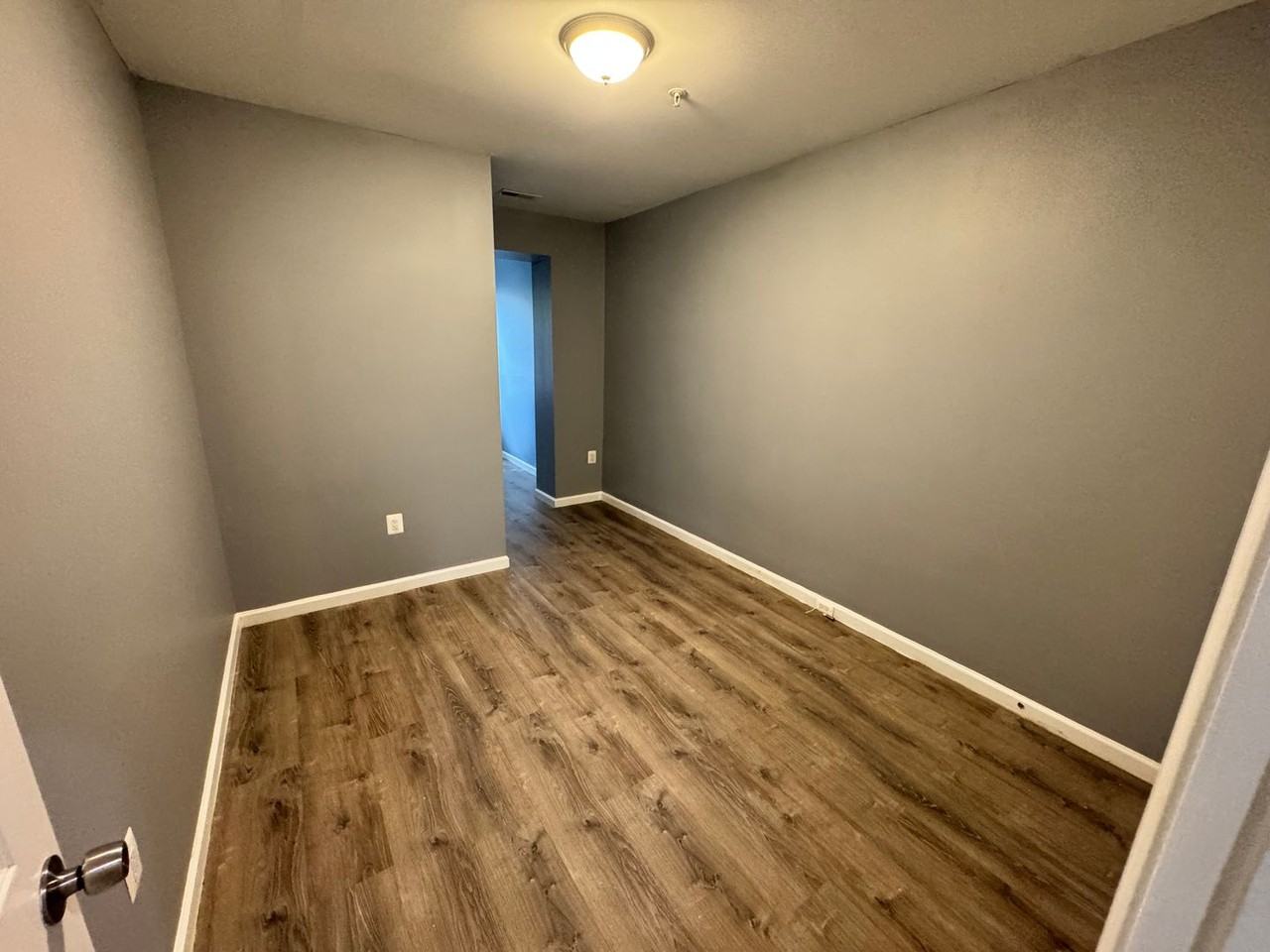 1712 R St Se #1 - Photo 4 of 10