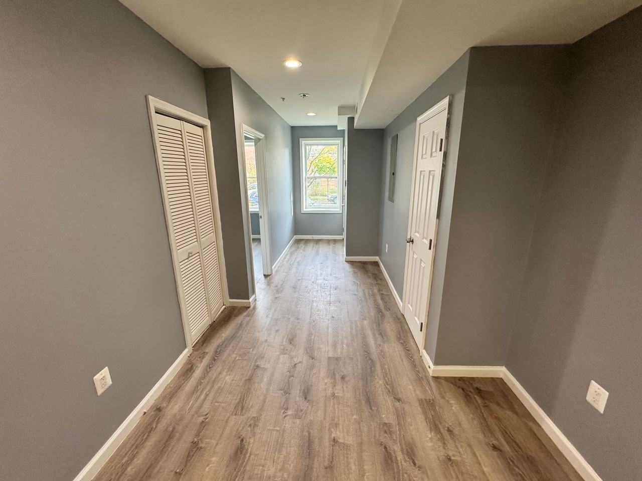 1712 R St Se #1 - Photo 7 of 10